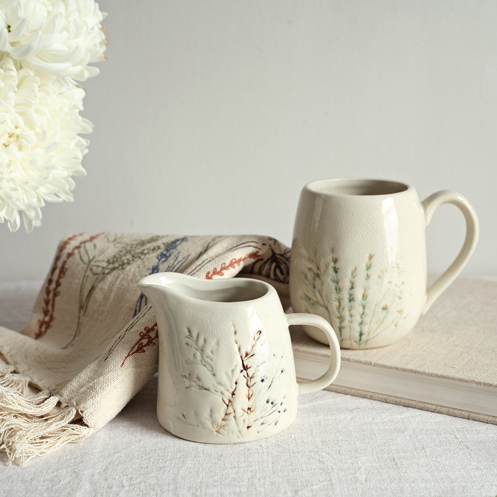 Bea mug, milk jug & tea towel