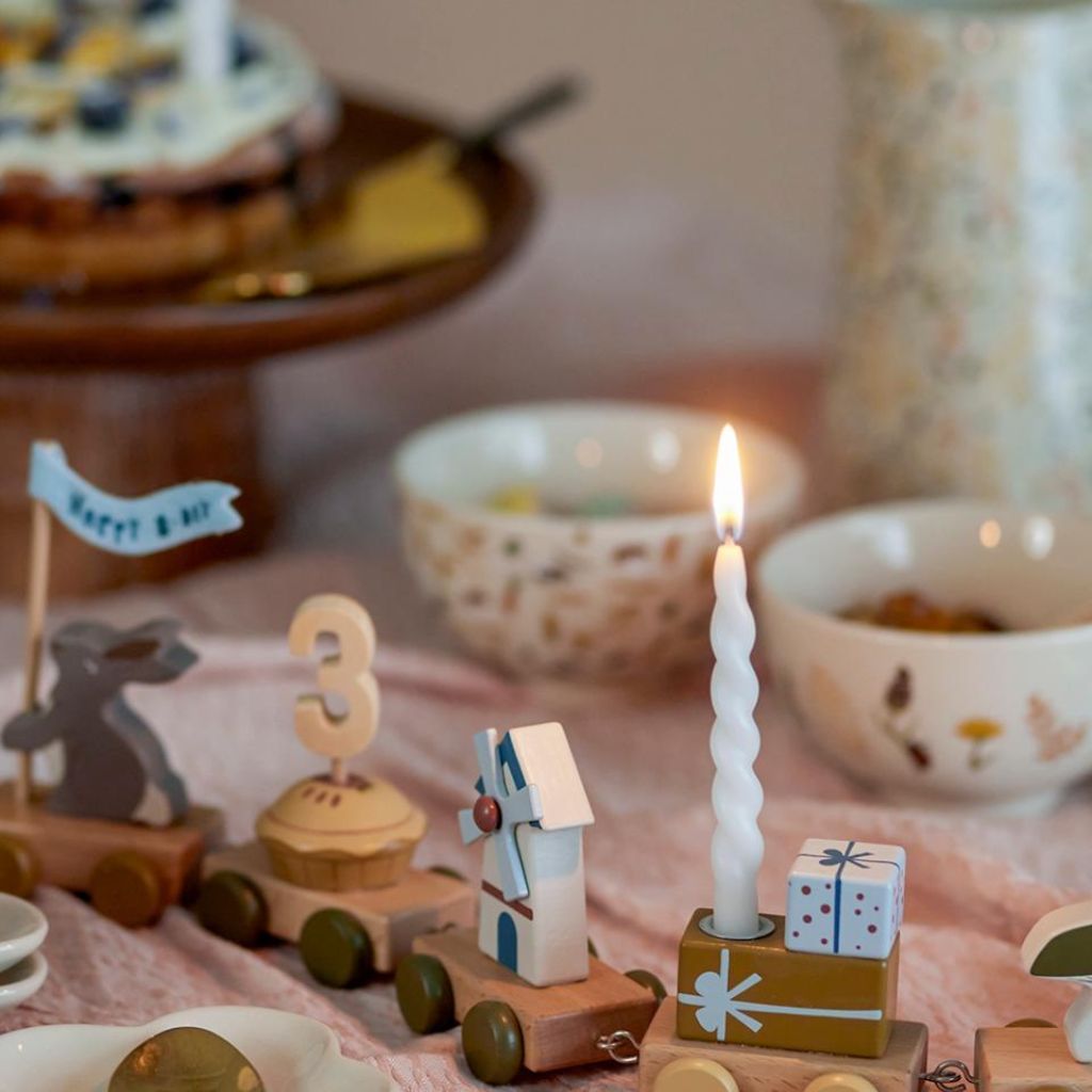 White Twist Candle - Set of 12