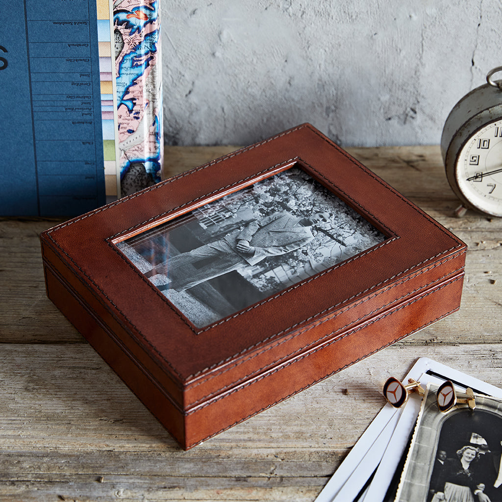 Leather photo memorabilia box with the lid closed