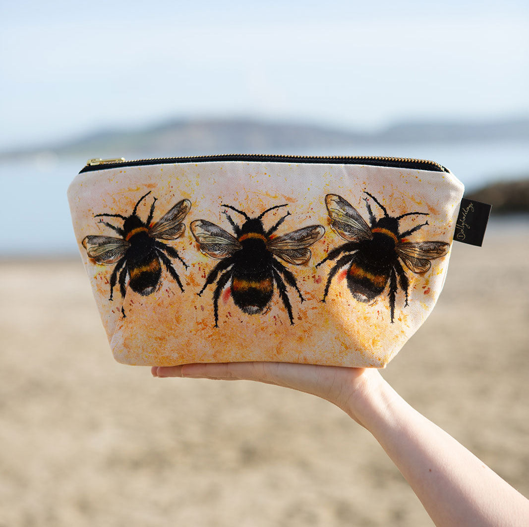 Bee canvas cottton wash bag