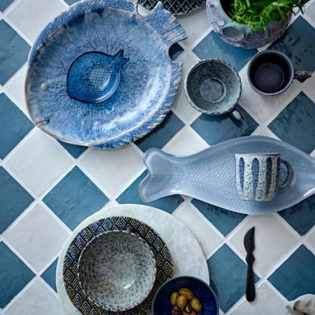 Fae Serving Plate on table setting