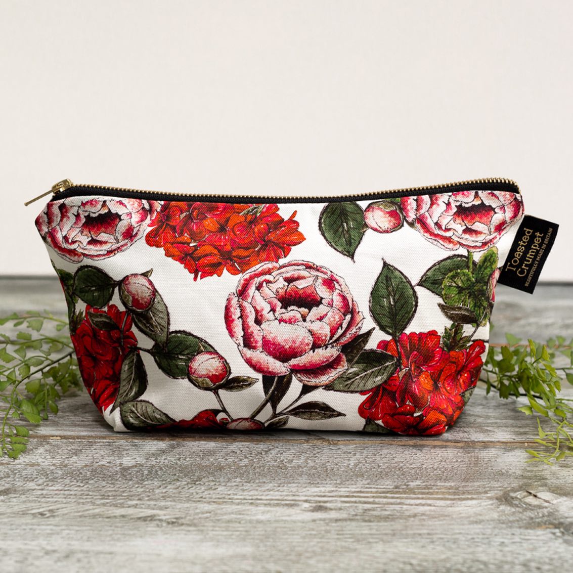 In Full Bloom Wash Bag - Pure