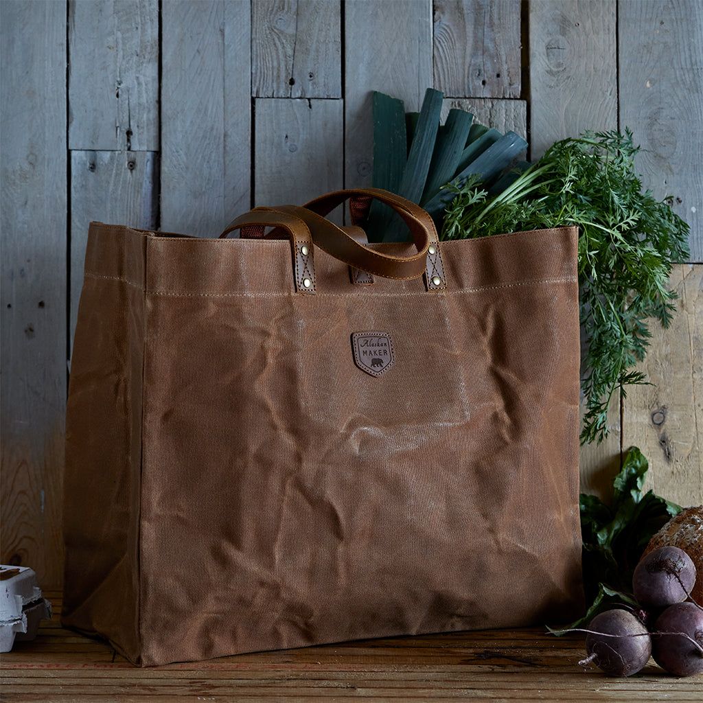 Waxed canvas tote bag in brown